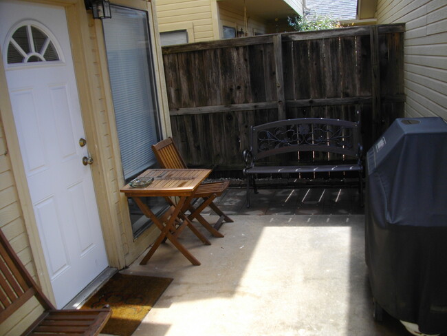 Building Photo - 1117 Sequoyah Pl