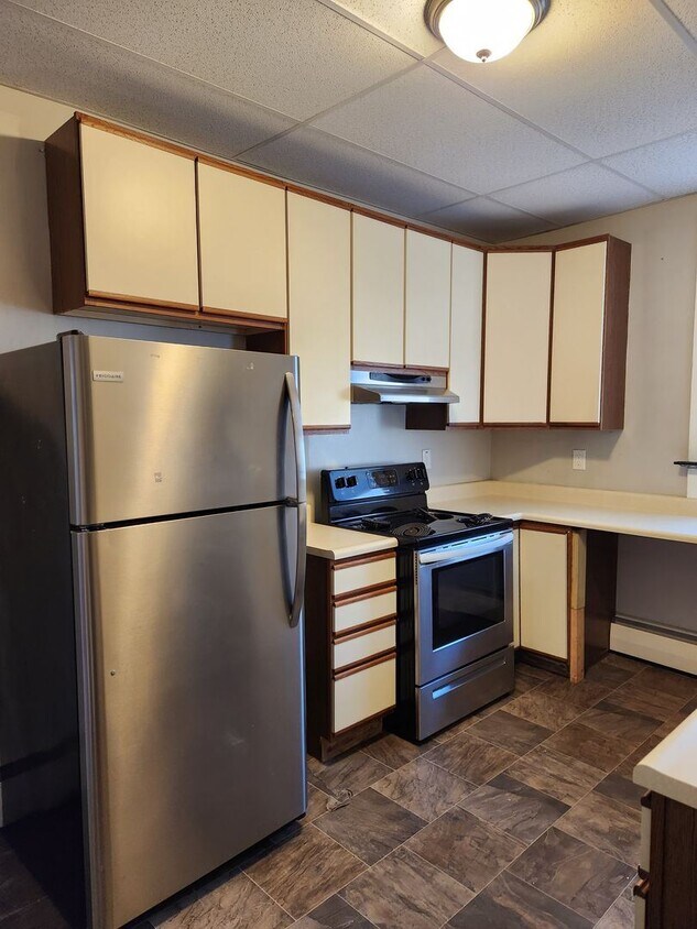 182 W Broad St, Yoe, PA 17313 House Rental in Yoe, PA