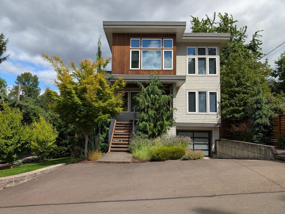 Foto principal - Stunning Modern Home in South Burlingame -...