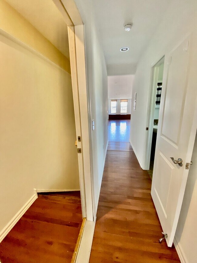 Foto del edificio - 825 S 13th St