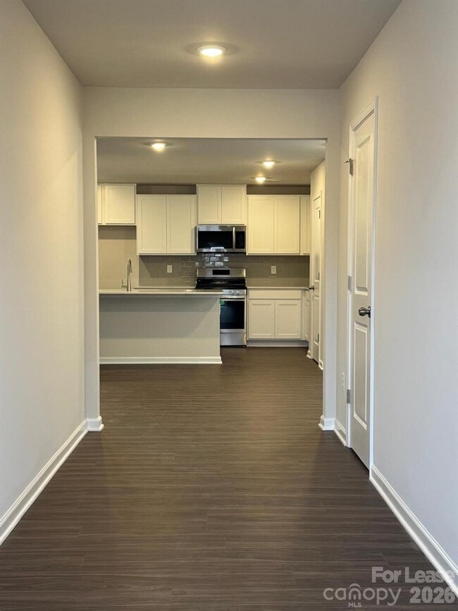 Foto del edificio - 15201 Windy Plns Rd