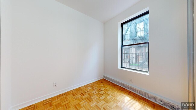Foto del edificio - 369 Broome St