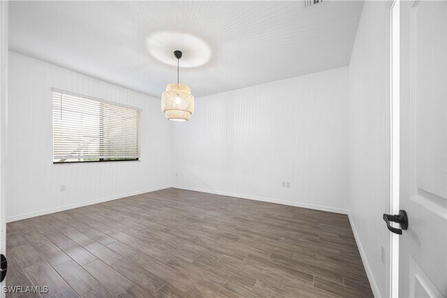 Foto del edificio - 5037 Arancia Ln