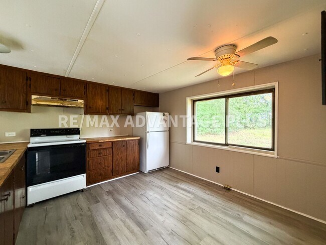 Foto del edificio - 2-bedroom, 1-bath home in Meherrin, VA