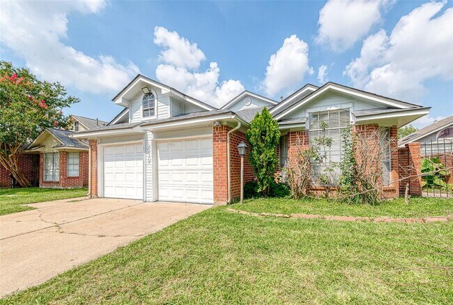 Building Photo - 9310 Corner Oaks Ln