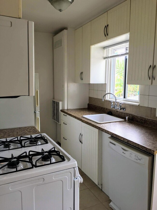 Foto del edificio - 4254 Ingraham St