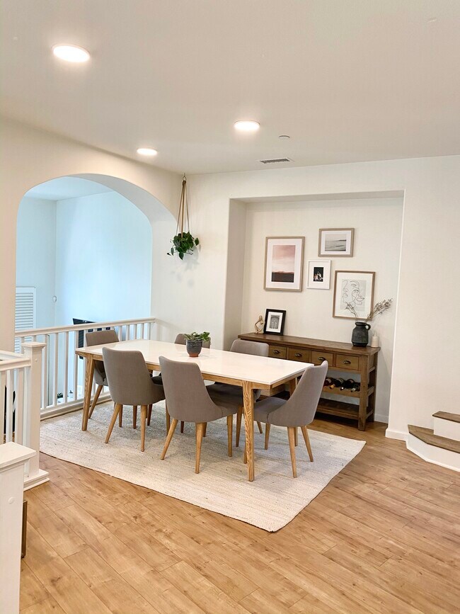 Dining room - 1744 Grand Ave