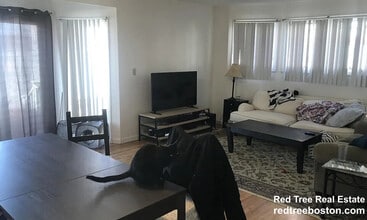 Building Photo - 7 Etna St