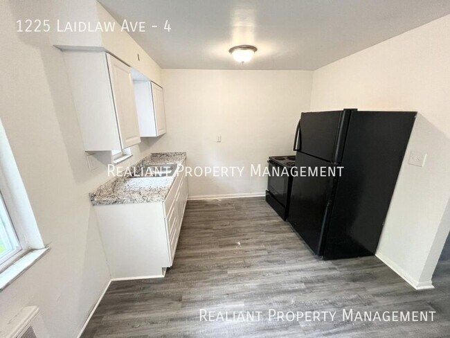 Building Photo - 1225 Laidlaw Ave