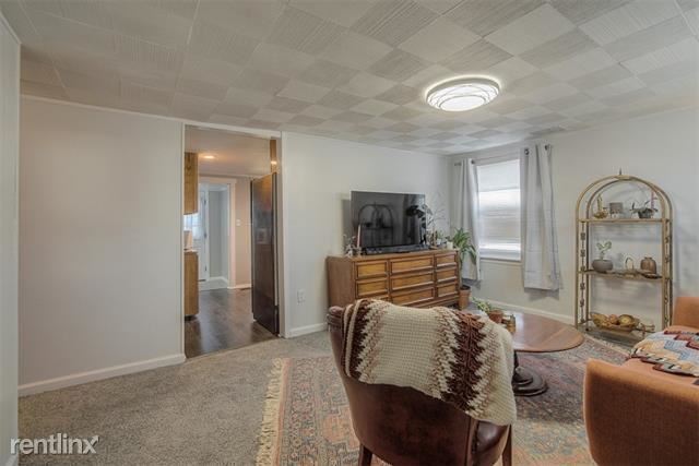Building Photo - 2 br, 2 bath House - 7 NW 88th St