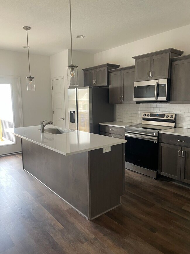 Foto del edificio - 15813 Riley St