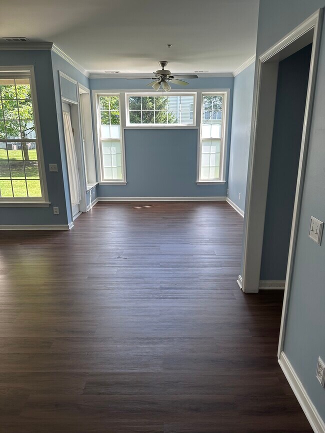 148 Rosebay Ct Unit 148, Delran, NJ 08075 Condo for Rent in Delran