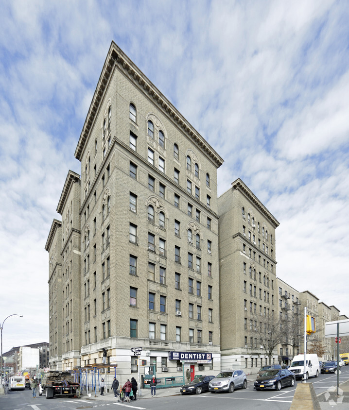 Foto principal - 2665 Grand Concourse