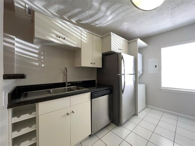 Foto del edificio - 1502 Heights Blvd