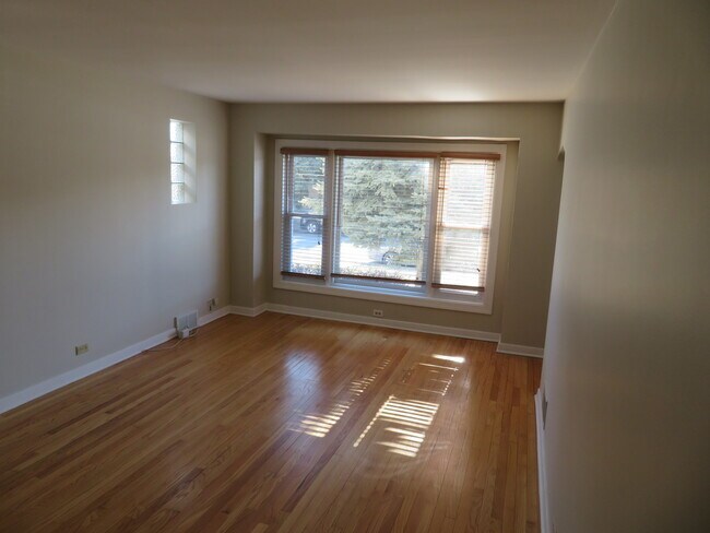 Foto del edificio - 6948 W Wellington Ave