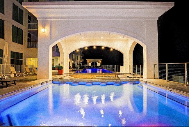 Foto del edificio - 500 Seawall Blvd