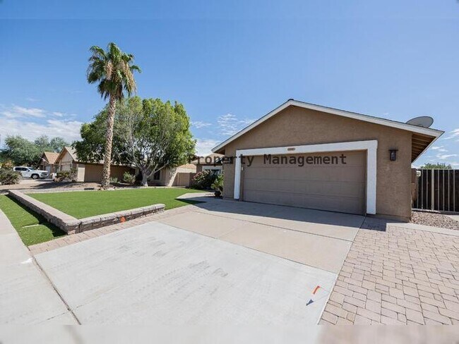 Foto del edificio - 2041 W Rockwell Dr