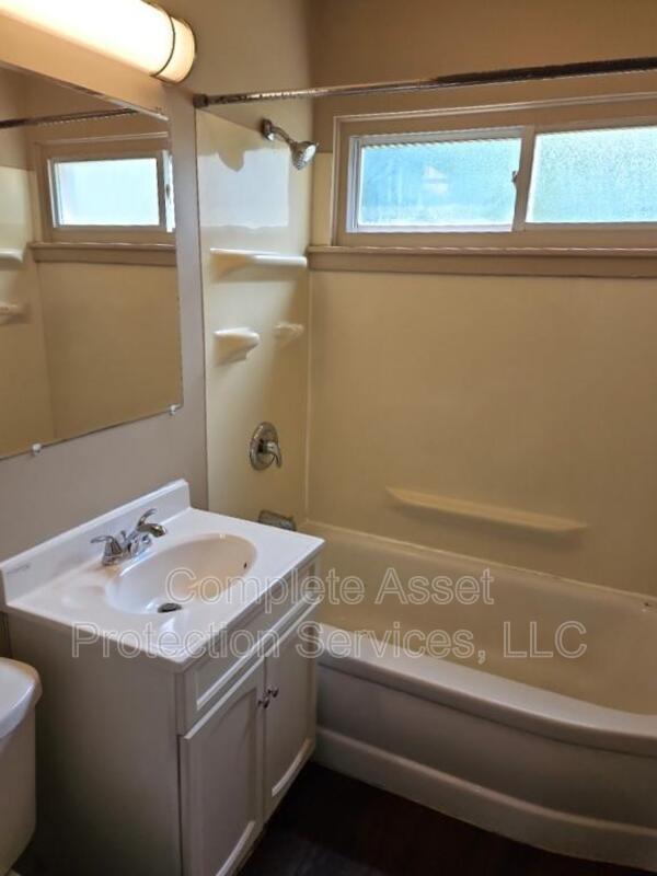 Foto del edificio - 1554 177th St