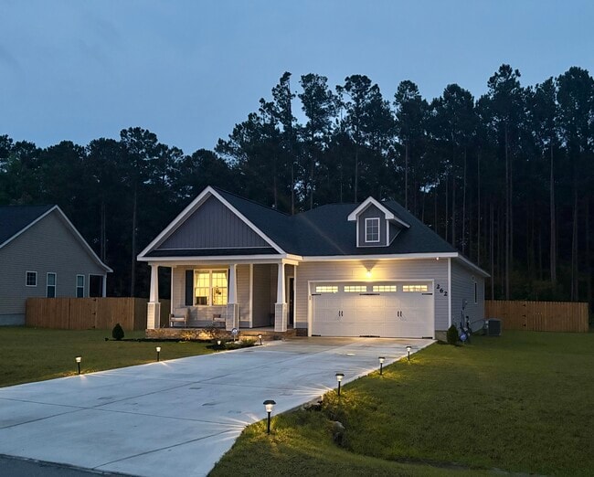 Building Photo - 262 Browns Ferry Rd