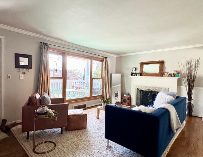 Building Photo - View Ridge Home