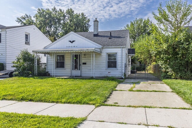 Building Photo - 17656 Toepfer Dr