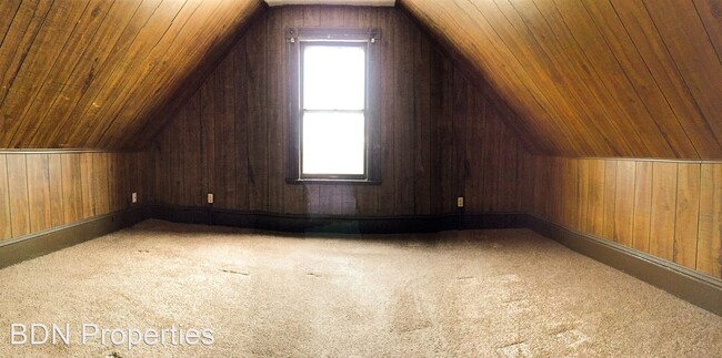 Building Photo - 3 br, 1 bath House - 714 Lagro Ave