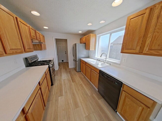 Foto del edificio - 910 Arrow Leaf Ave