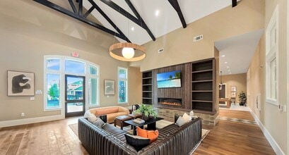 Building Photo - Creek Mill Apartments