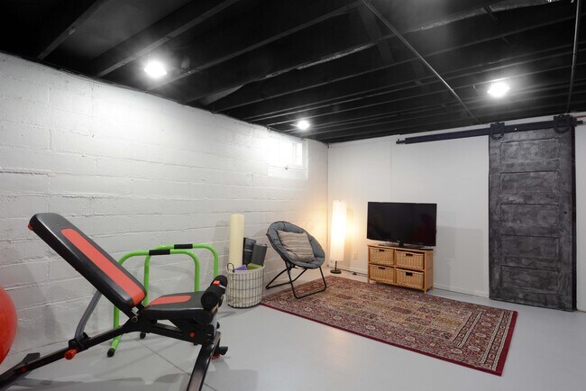 Building Photo - 5716 Nicollet Ave