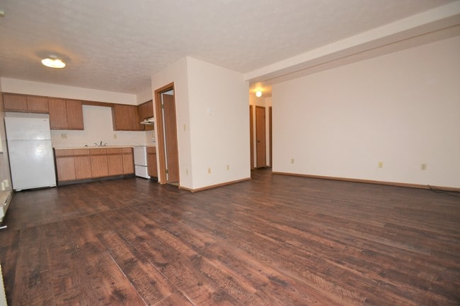 Building Photo - 278 Torrey St