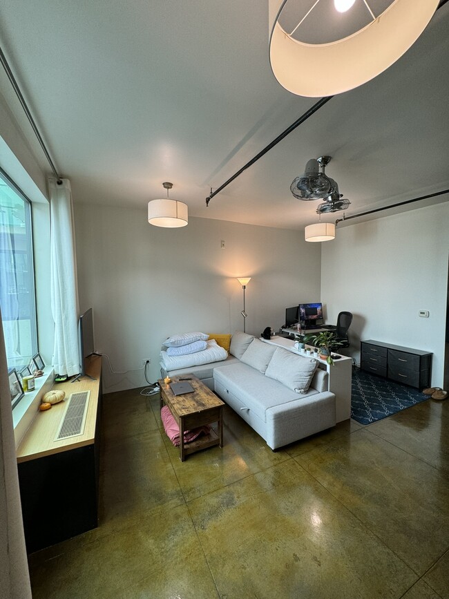 Foto del edificio - 2235 3rd St