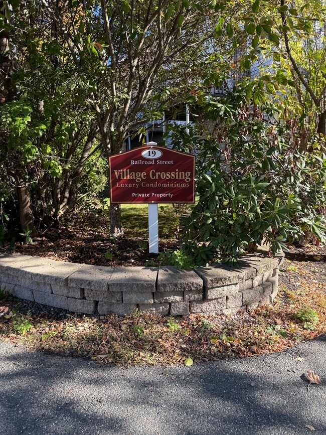 Foto del edificio - 19 Railroad St