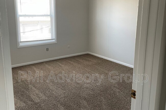 Foto del edificio - 3407 SW Burnett Rd