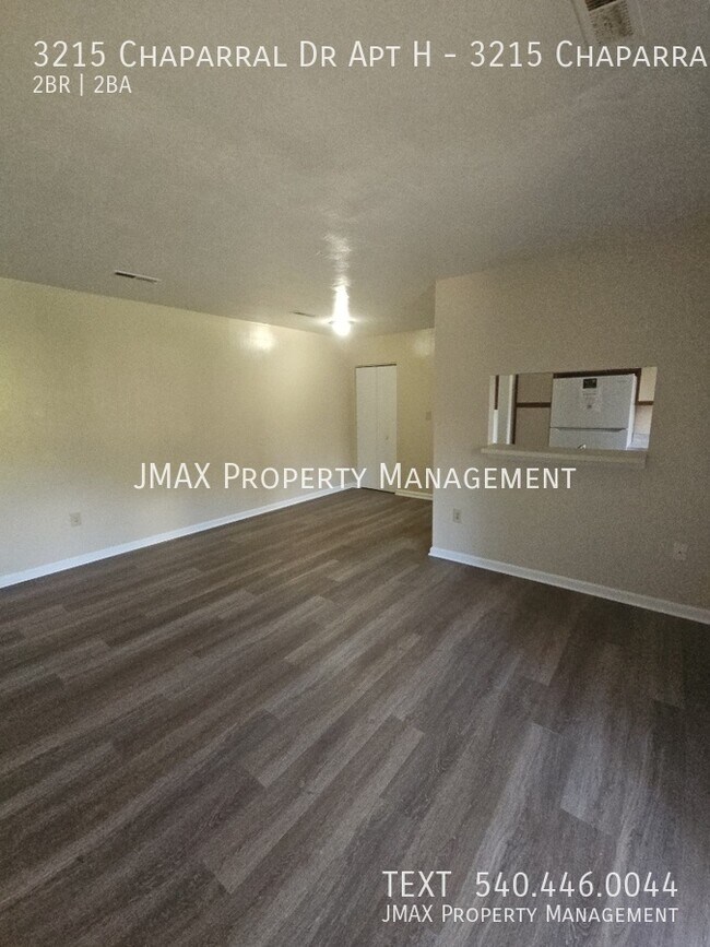 Foto del edificio - 3215 Chaparral Dr