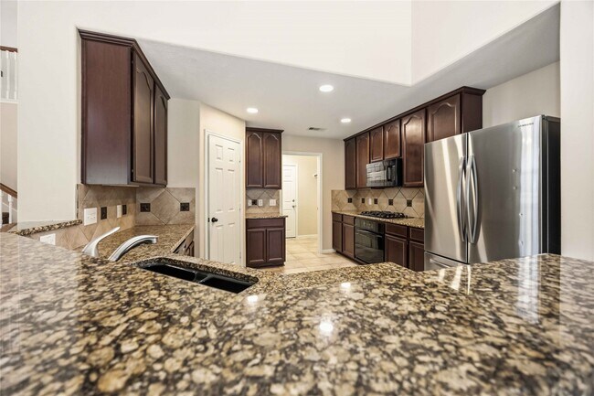 Foto del edificio - 950 Firthwood Ln