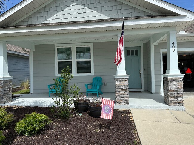 Building Photo - 409 Mill Point Ln