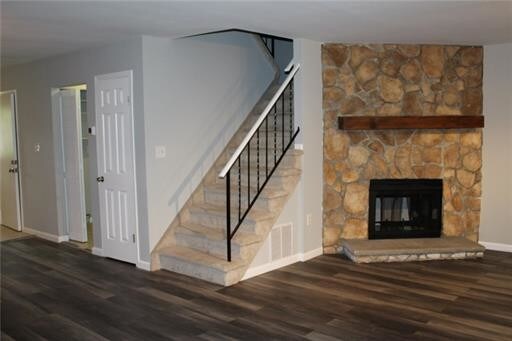 Building Photo - 15 Orchid Ct
