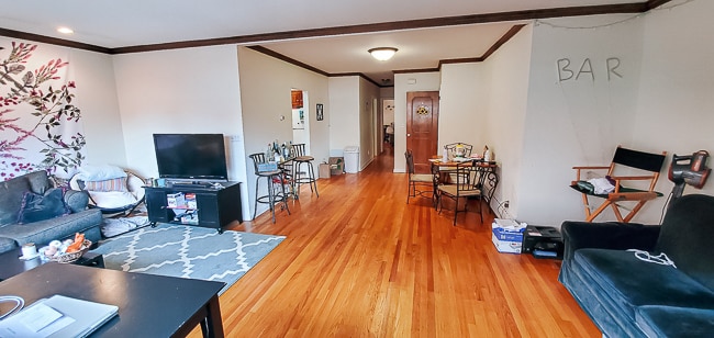 Primary Photo - 303 Willow Ave