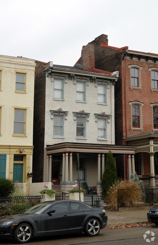 Foto principal - 406 W North Ave