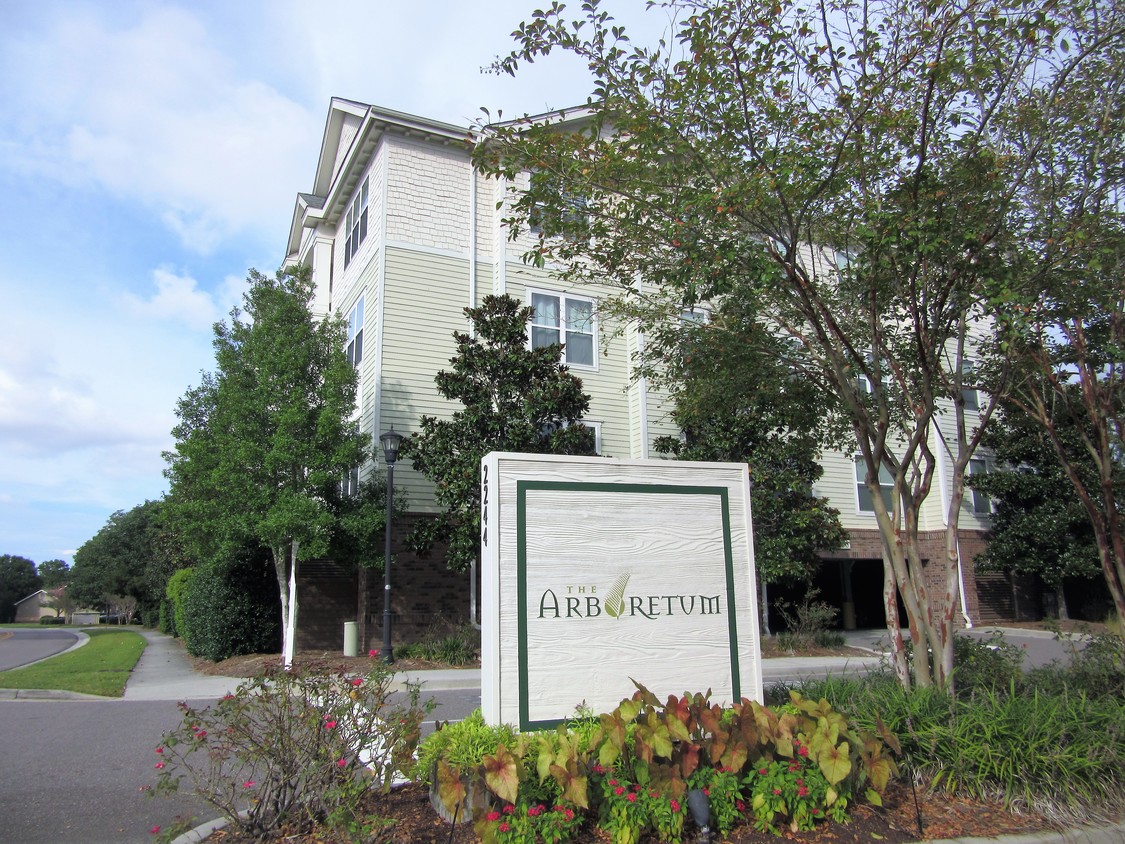Primary Photo - 2244 Ashley Crossing Dr