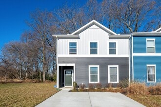 Building Photo - 121 Kennison Ln