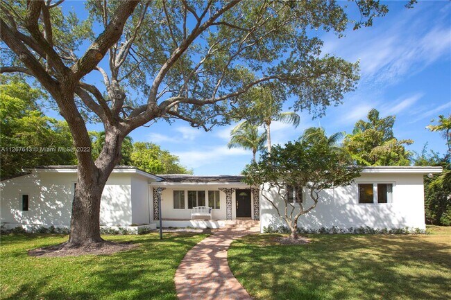 Building Photo - 6601 Riviera Dr