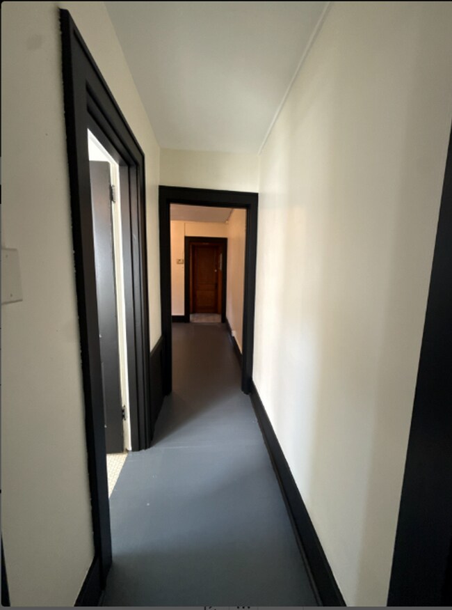 Foto del edificio - 3225 W Liberty Ave
