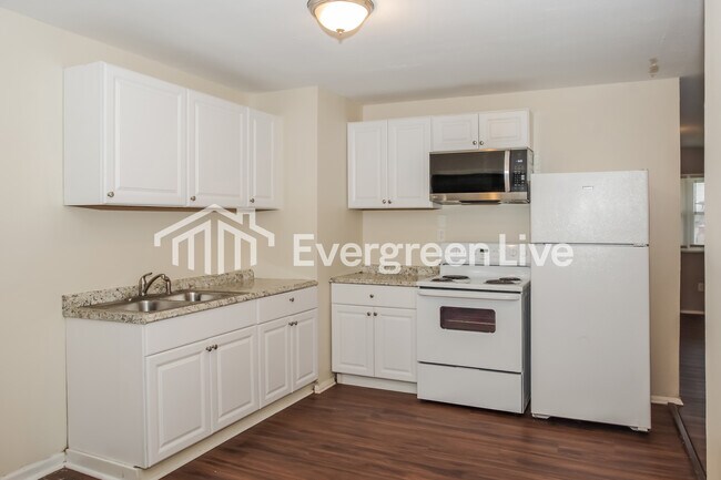 Foto del edificio - 1004 8th Ave SW