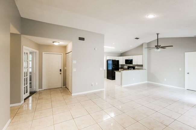 Building Photo - 9845 NW 9th Ct