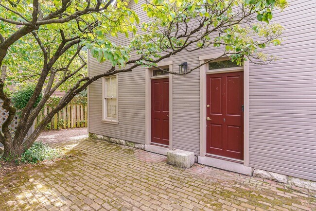 Foto del edificio - 88 Redbud Alley
