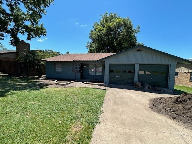 Building Photo - 421 Tolbert Ave