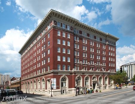Primary Photo - 233 W Broadway