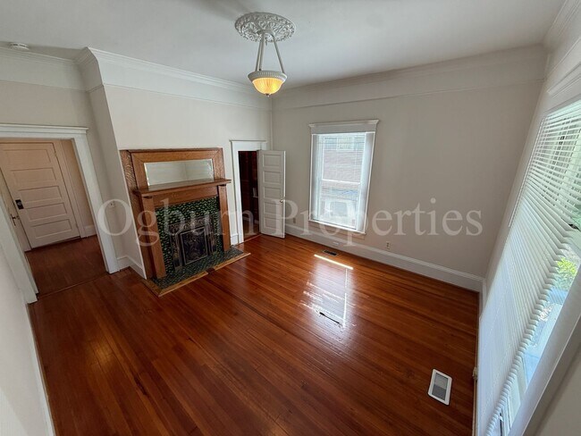 Foto del edificio - 158 Piedmont Ave