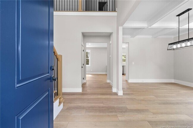 Building Photo - 44 S Shamrock Dr